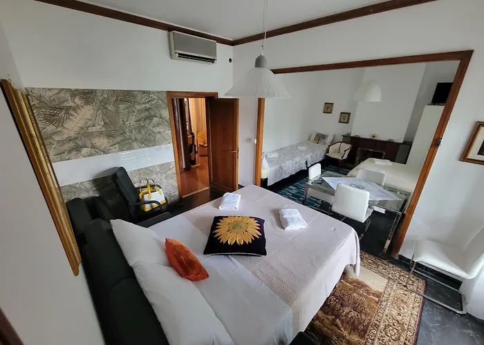 Il Cavaliere Dell'eur Casa de hóspedes 4*